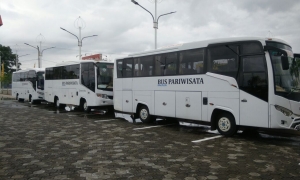 Rental Bus Pariwisata di Makassar